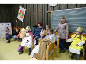 Aussendung der Sternsinger in Naumburg (Foto: Karl-Franz Thiede)